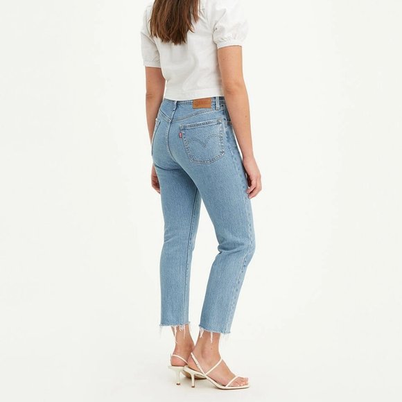 NWT Levi's 501 Cropped in Tango Tunes - Picture 2 of 4